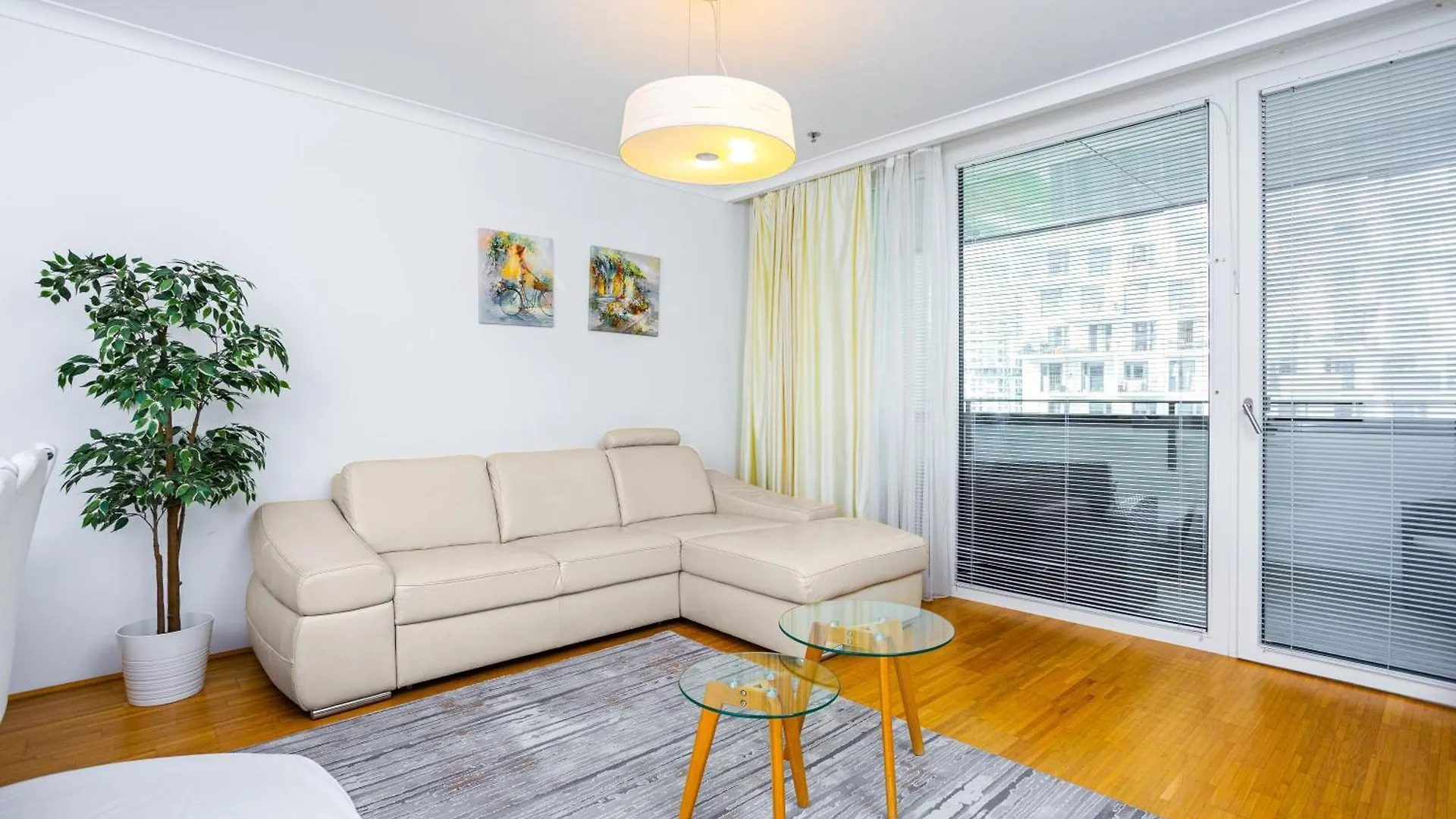 Vienna Apartments Hauptbahnhof 0*,